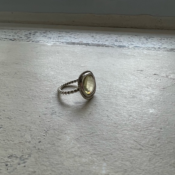 Yellow Topaz Sterling Silver Ring size 7 - Picture 4 of 5